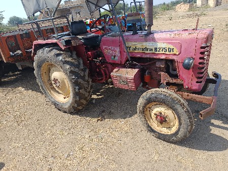 પાંચ ટેકટર વેચવાના છે