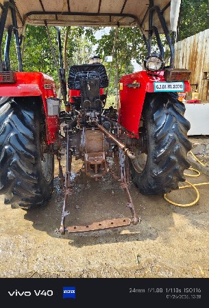 ટ્રેક્ટર ટ્રેલર