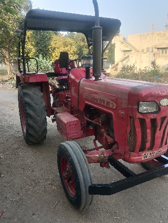 Mahindra 575 Di