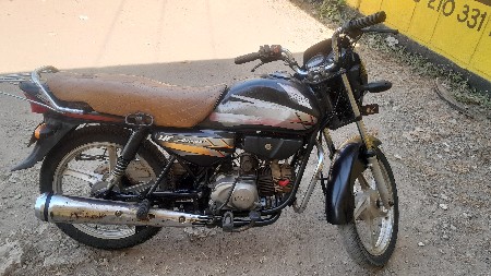 HF DELUXE વેચવાનુ છે.