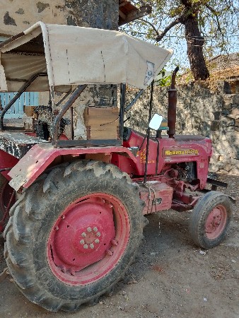 Mahindra 275