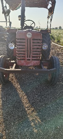 tractor vechva nu chhe