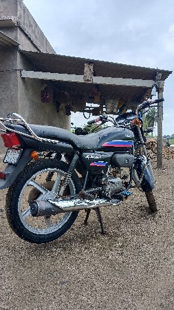 Splendor પોલીસ પટ્ટો