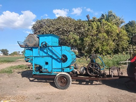 ઓપનર વેચવાનું છે.