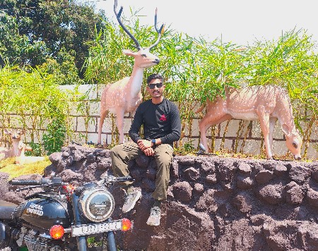 વેચવાનું છે