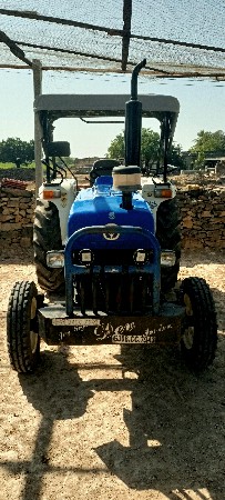 ટ્રેકટર વેચવાનું છે