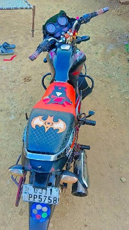 ગાડી વેચવાની છે