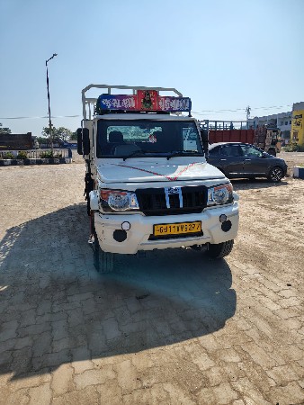 બોલેરો વેચવા નો છે