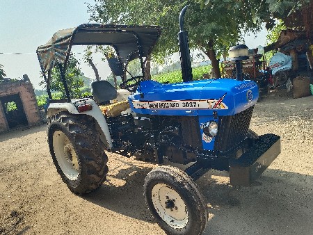New Holland 3037