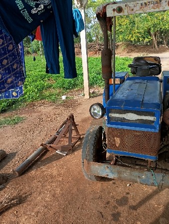 ટ્રેક્ટર વેચવાનું છે