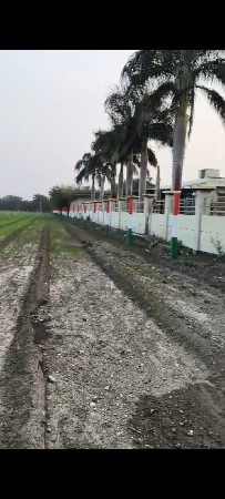 આ જમીન વેચવાની છે