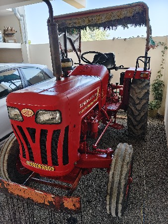 tractor