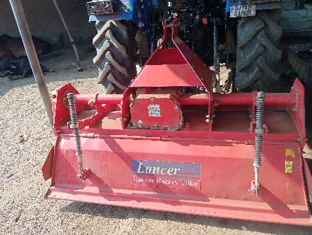 રોટાવેટર વેચવાનું છે