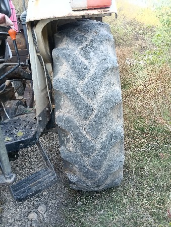 ટાયર વેચવાના છે