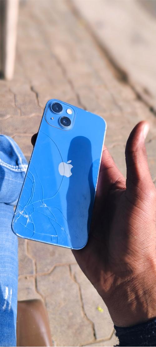 iPhone 13
100% condition
Storage 128
Full javab dari