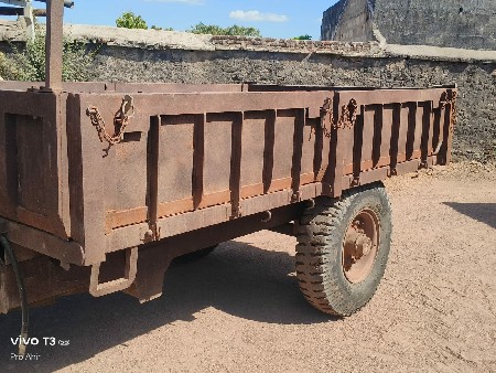 ટોલી વેચવાની છે