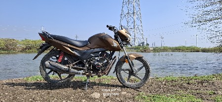 *આ honda ટુ વ્હીલર ગાડી વેચવાની છે*