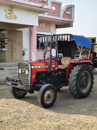 ટ્રેકટર વેચવાનું છે