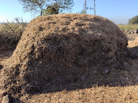 વેચવાનું , છે