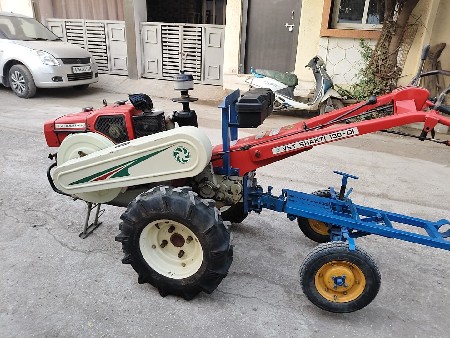 VST ટ્રેકટર વેચવાનું છે