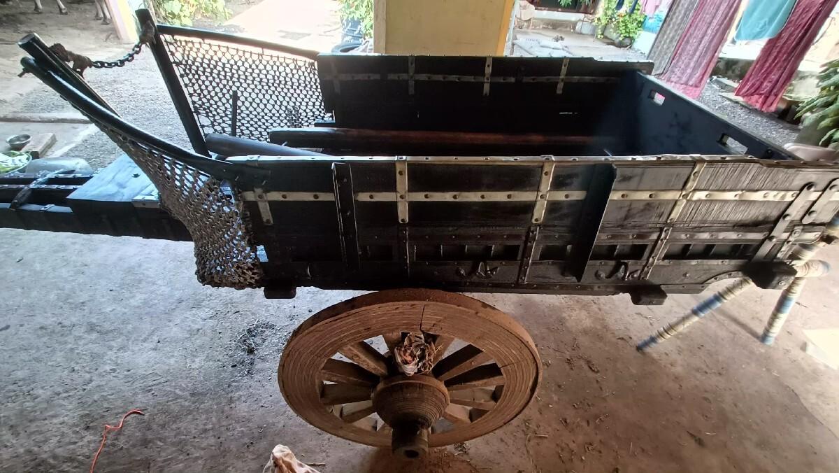 ગાડુ વેસવા નુ છે.