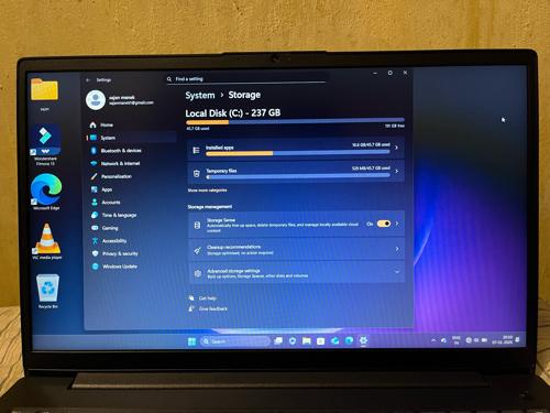 Lenovo V 15 (2025)
Intel Celeron Dual Core N4500 - (8 GB /256 GB SSD /Windows 11 Pro) V 15 Thin and Light Laptop (1)