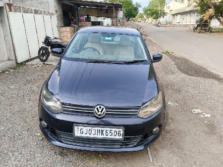 ફોરવીલ કાર વેચવાની છે