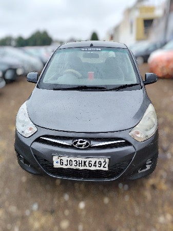 I 10 Sportz Car Vechvani chhe