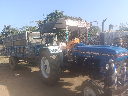 ટ્રેક્ટરના ટોલી વેચવાનું છે