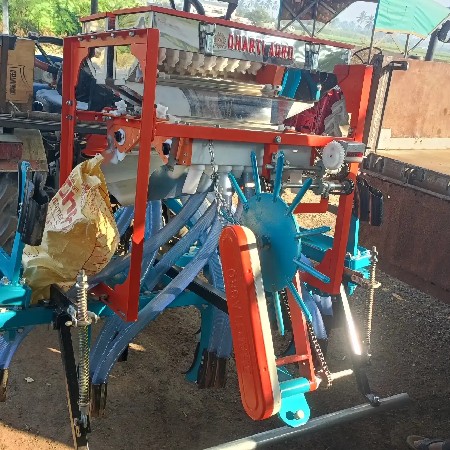 વેચવાની છે