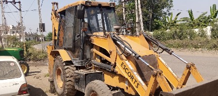 એસ્કોટ.jcb.