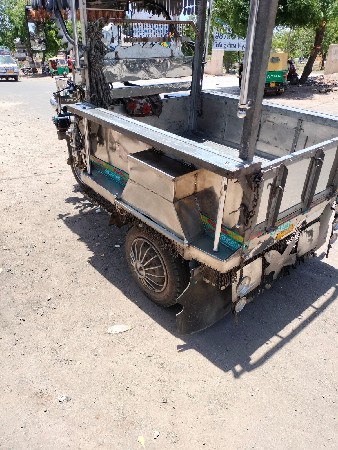 थंबनेल 3