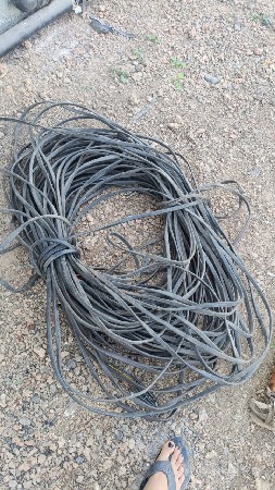 કેબલ વેચવાનો છે