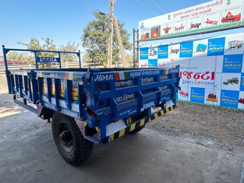 थंबनेल 4