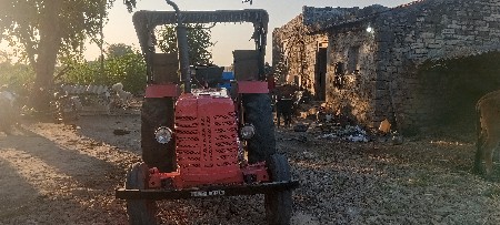 Mahindra b 275 vechvanu chhe