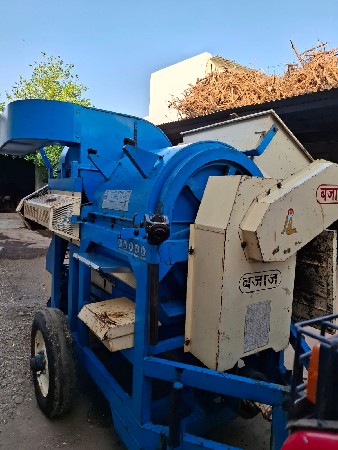 બજાજ બલરામ થેશર વેચવાનું છે...