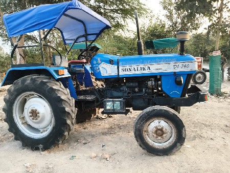 સોનાલીકા 740 ડી આઈ