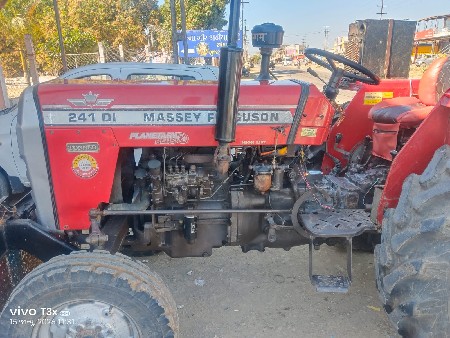 વેચવાનું છે