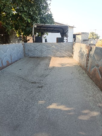 ટોલી વેચવાની છે