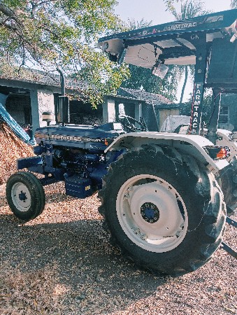 ટ્રેક્ટર વેચવાનું છે.