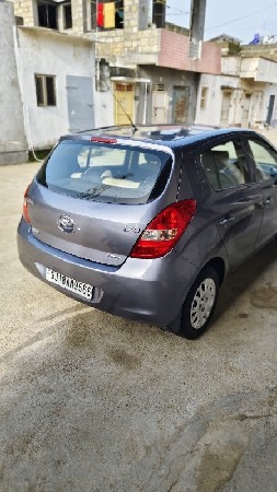 थंबनेल 2