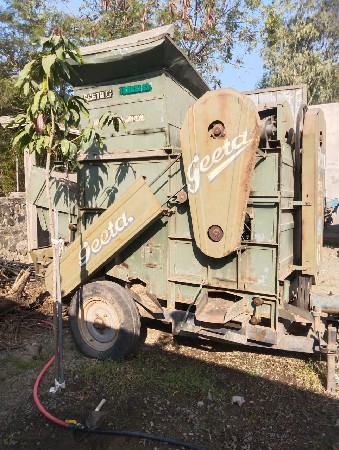 થ્રેશર ગીતા ફાઇટર.