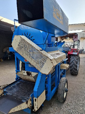 બજાજ બલરામ થેશર વેચવાનું છે..