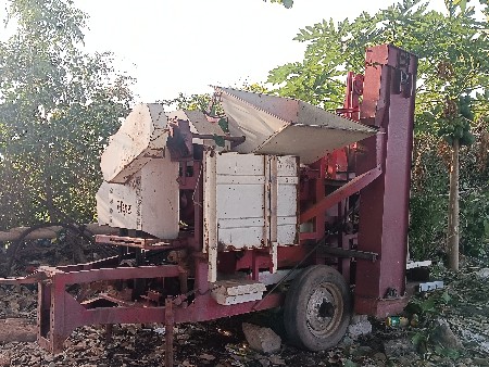 સમ્રાટ થ્રેસર