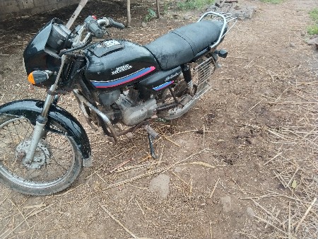 ગાડી વેચવાની છે