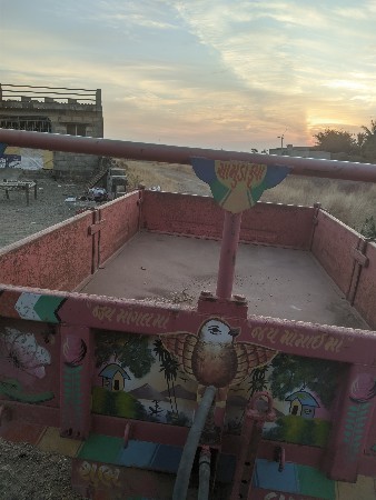 थंबनेल 2