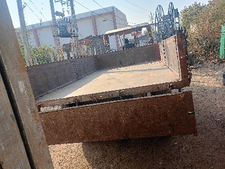 ટોલી વેચવાની છે