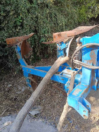 પલાવ વેચવાનાછે