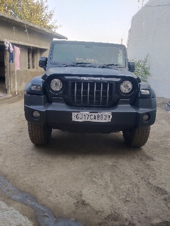 ફોર વ્હીલ-કાર વેચવાની છે