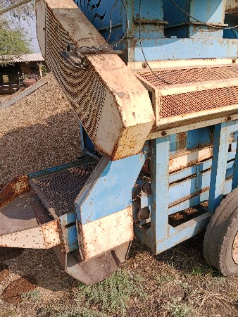 બજાજ થ્રેસર (ફુકણી) વેચવાની છે.